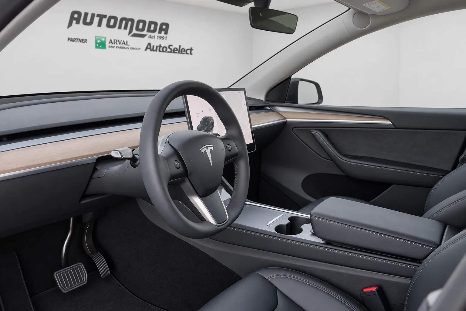 Tesla Model Y 60 kWh RWD 2024 — foto 10