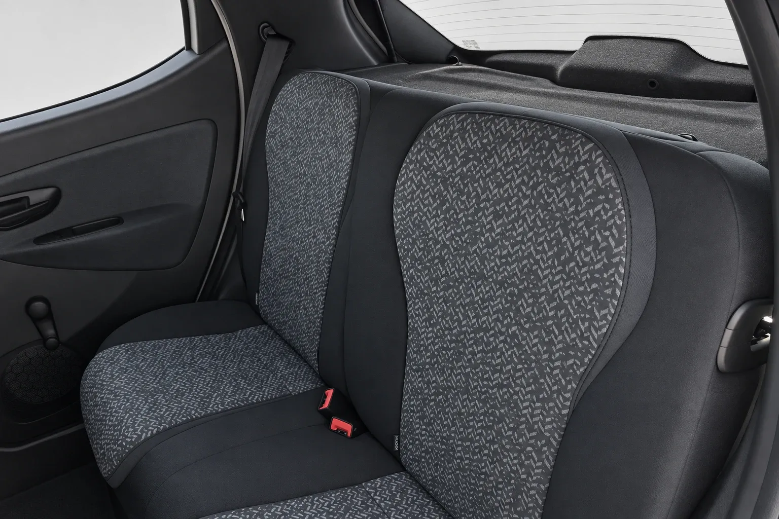 Lancia Ypsilon HYBRID SILVER 2023 — foto 15