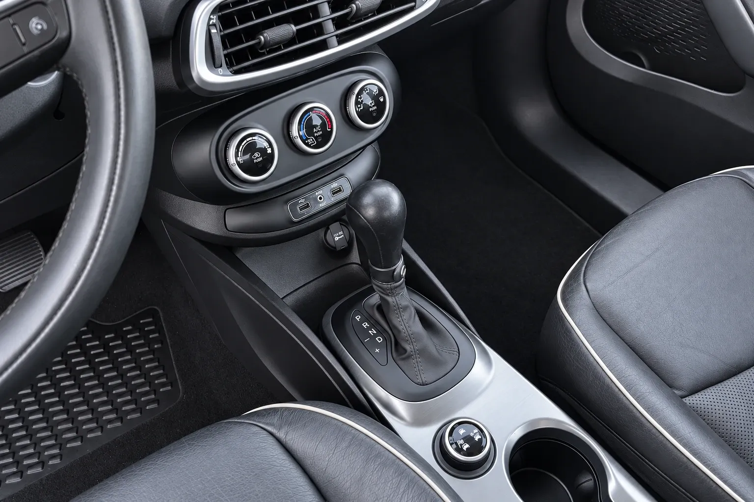 Fiat 500X 2.0 mjt City Cross 4x4 150cv auto 2019 — foto 11
