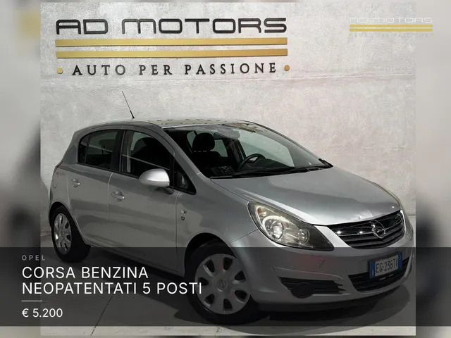 Opel Corsa Benzina Neopatentati 5 posti 2011